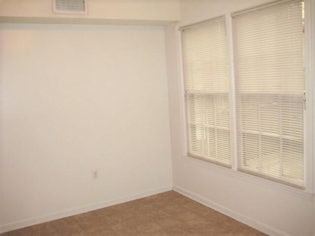 930 Blackrail Court Photo 7