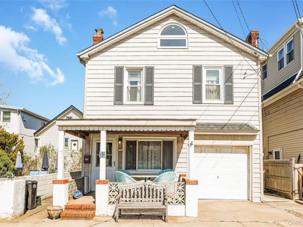 32 Buffalo Avenue, East Atlantic Beach, NY 11561