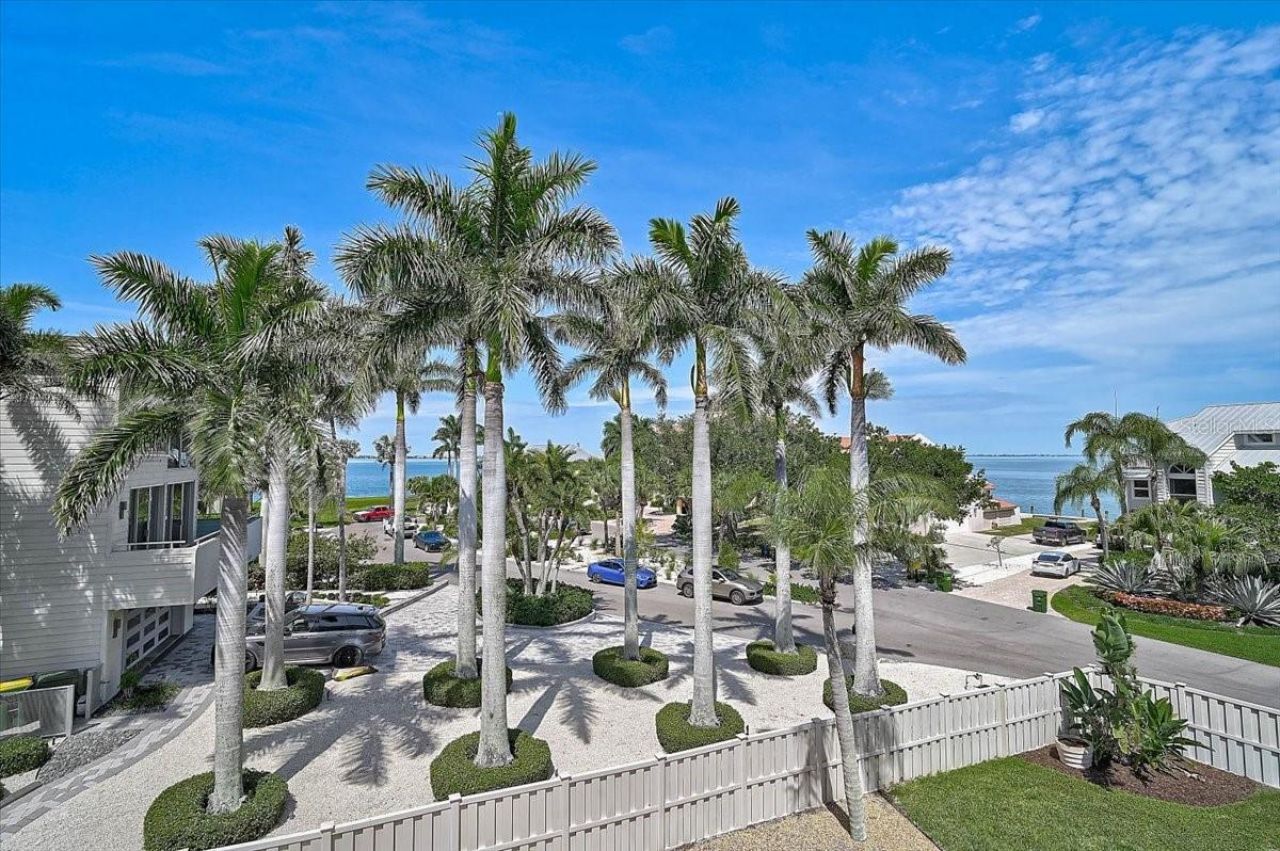 320 Ringling Point Drive, Sarasota, FL 34234 Photo