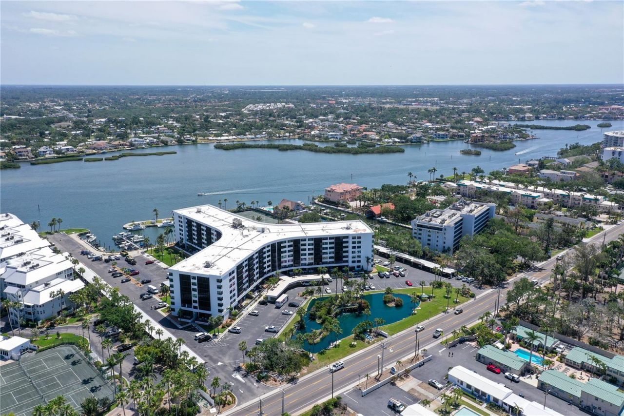 5855 Midnight Pass Road , Unit 510, Sarasota, FL 34242 Photo