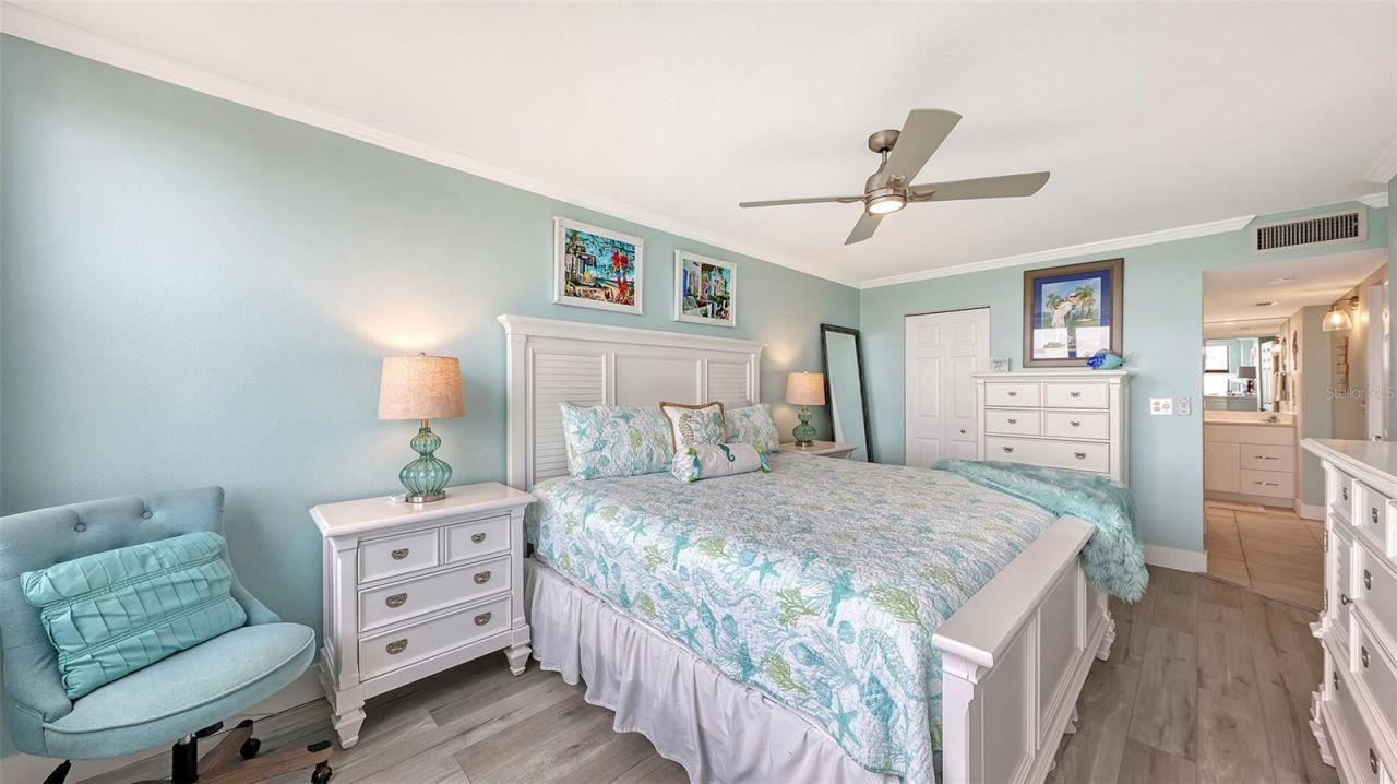 5855 Midnight Pass Road , Unit 510, Sarasota, FL 34242 Photo