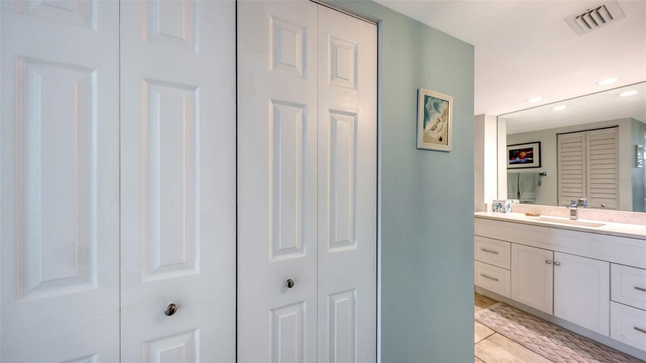 5855 Midnight Pass Road , Unit 510, Sarasota, FL 34242 Photo