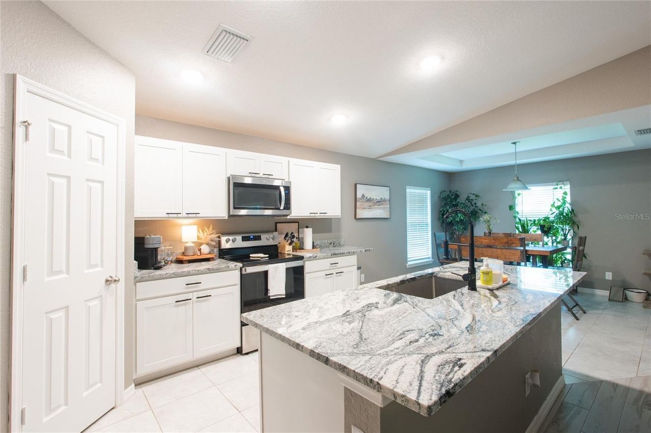 3715 Teakwood Street , Fort Myers, FL 33905 Photo