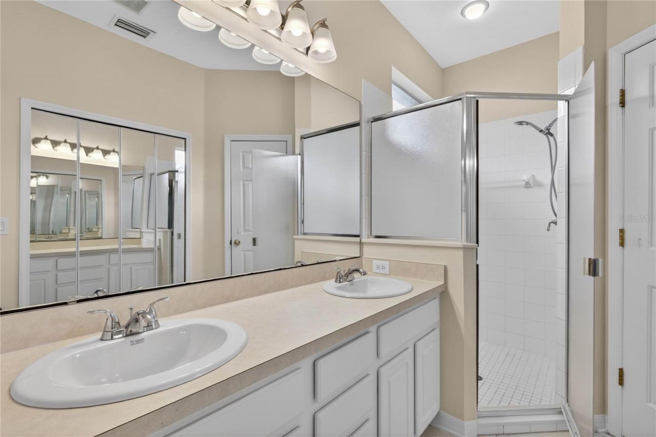 1005 Saint Ives Court , Mount Dora, FL 32757 Photo