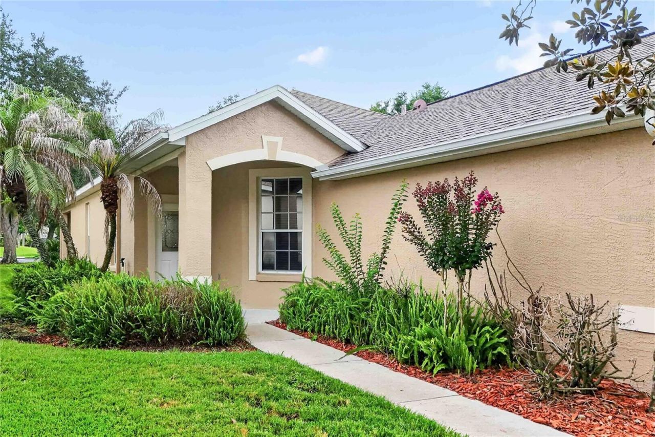 1005 Saint Ives Court , Mount Dora, FL 32757 Photo