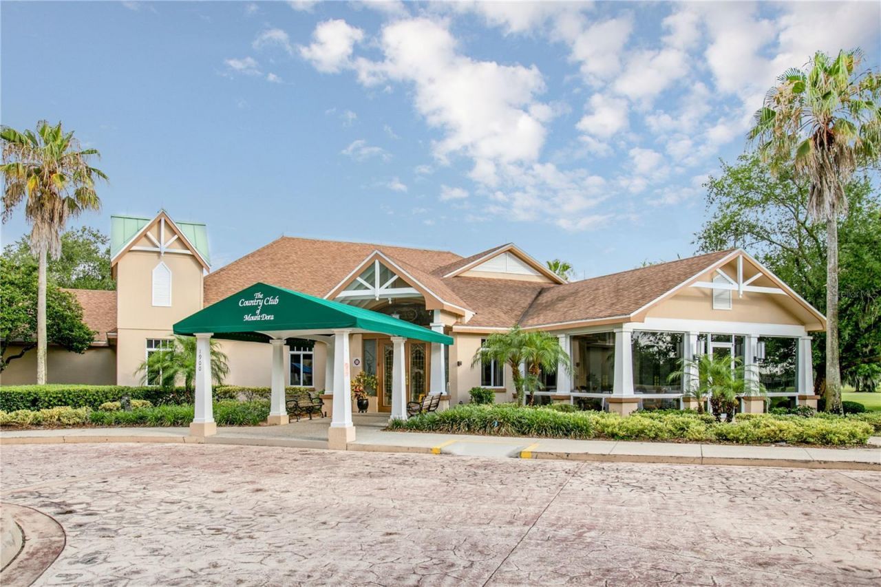 1005 Saint Ives Court , Mount Dora, FL 32757 Photo
