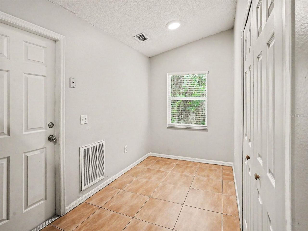 2481 Winchester Boulevard , Kissimmee, FL 34743 Photo