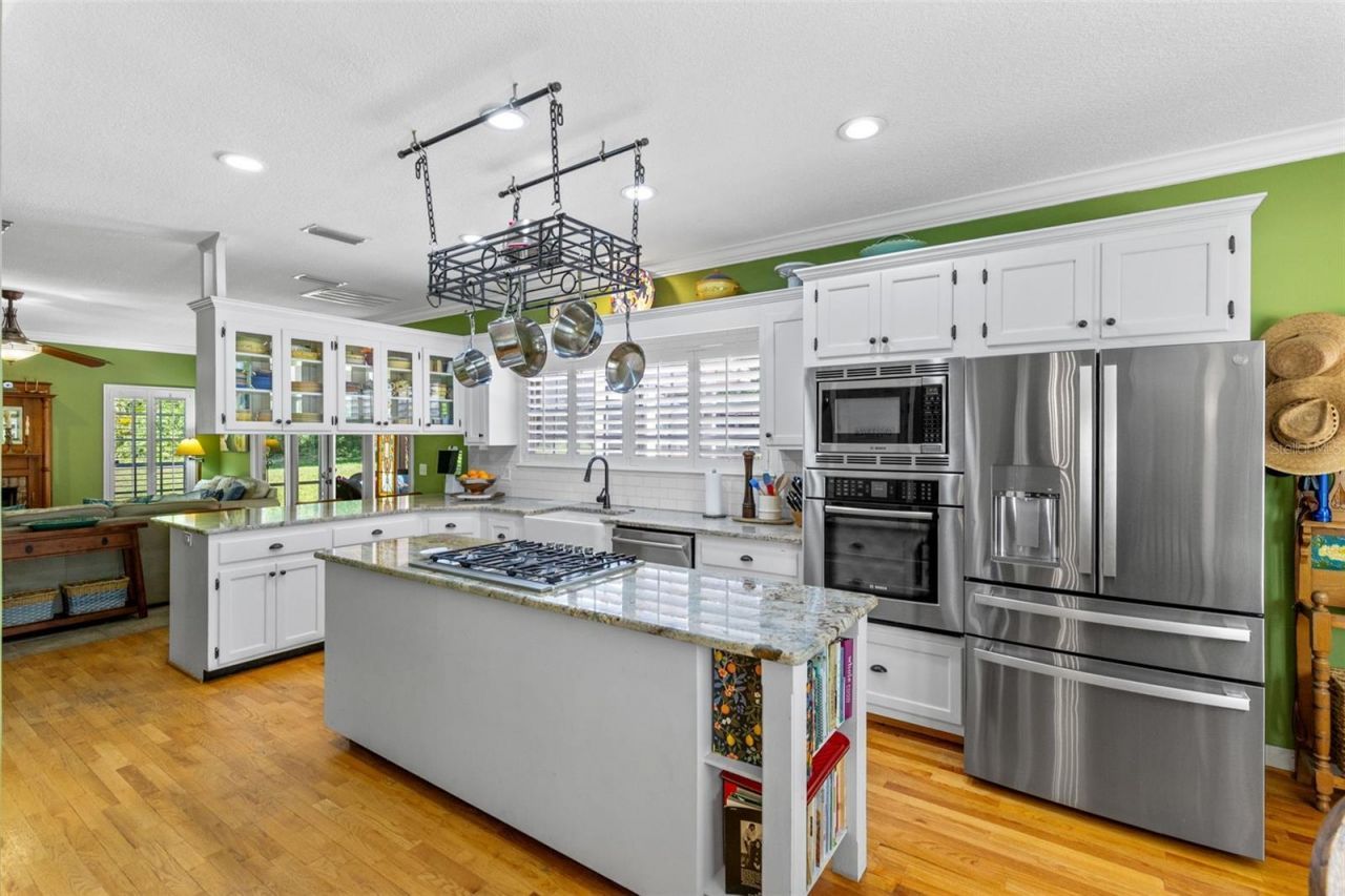 5787 & 5789 N Apopka Vineland Road, Orlando, FL 32818 Photo