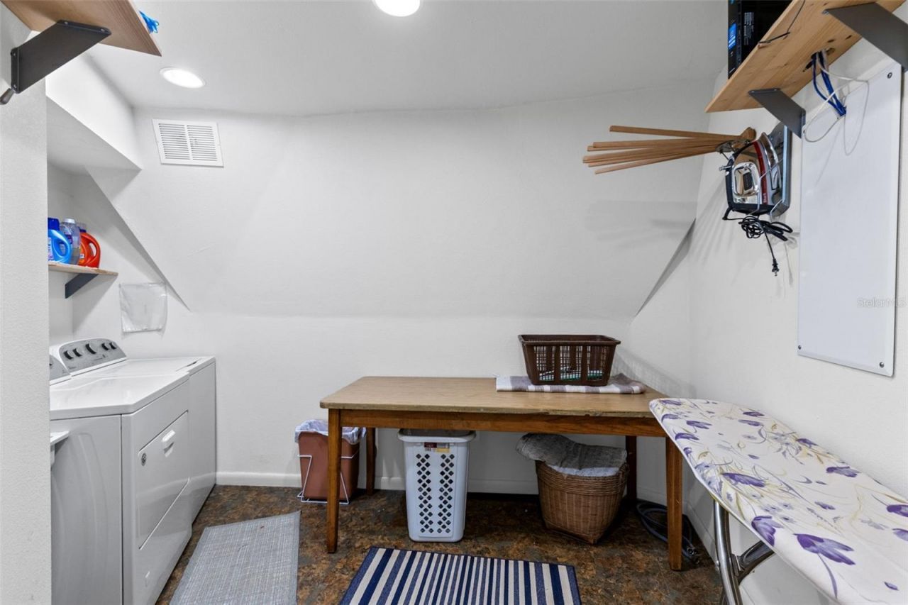 5787 & 5789 N Apopka Vineland Road, Orlando, FL 32818 Photo
