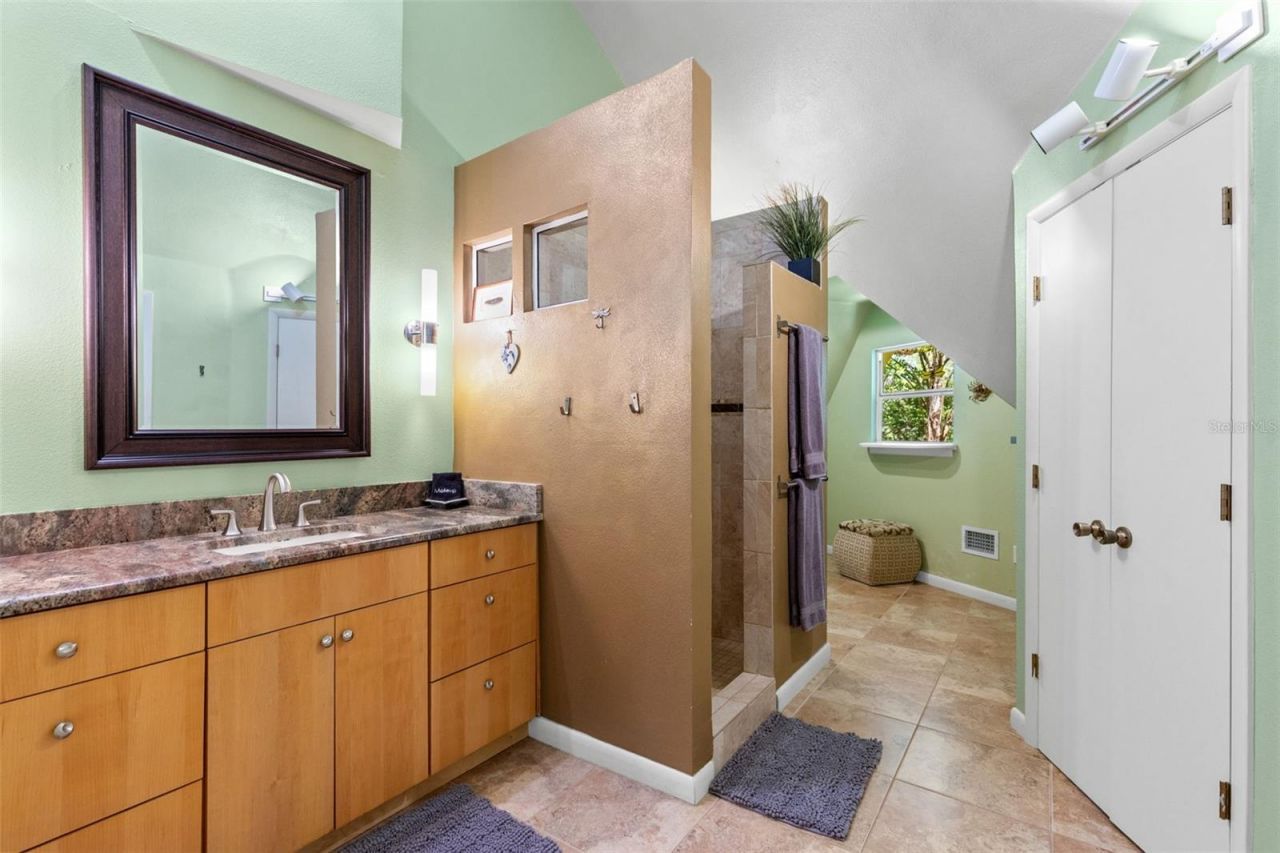 5787 & 5789 N Apopka Vineland Road, Orlando, FL 32818 Photo