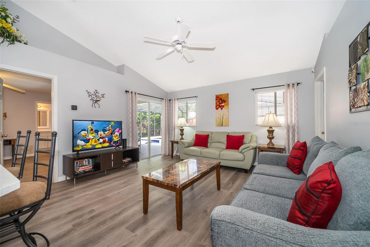 215 Paradise Woods Place , Davenport, FL 33896 Photo