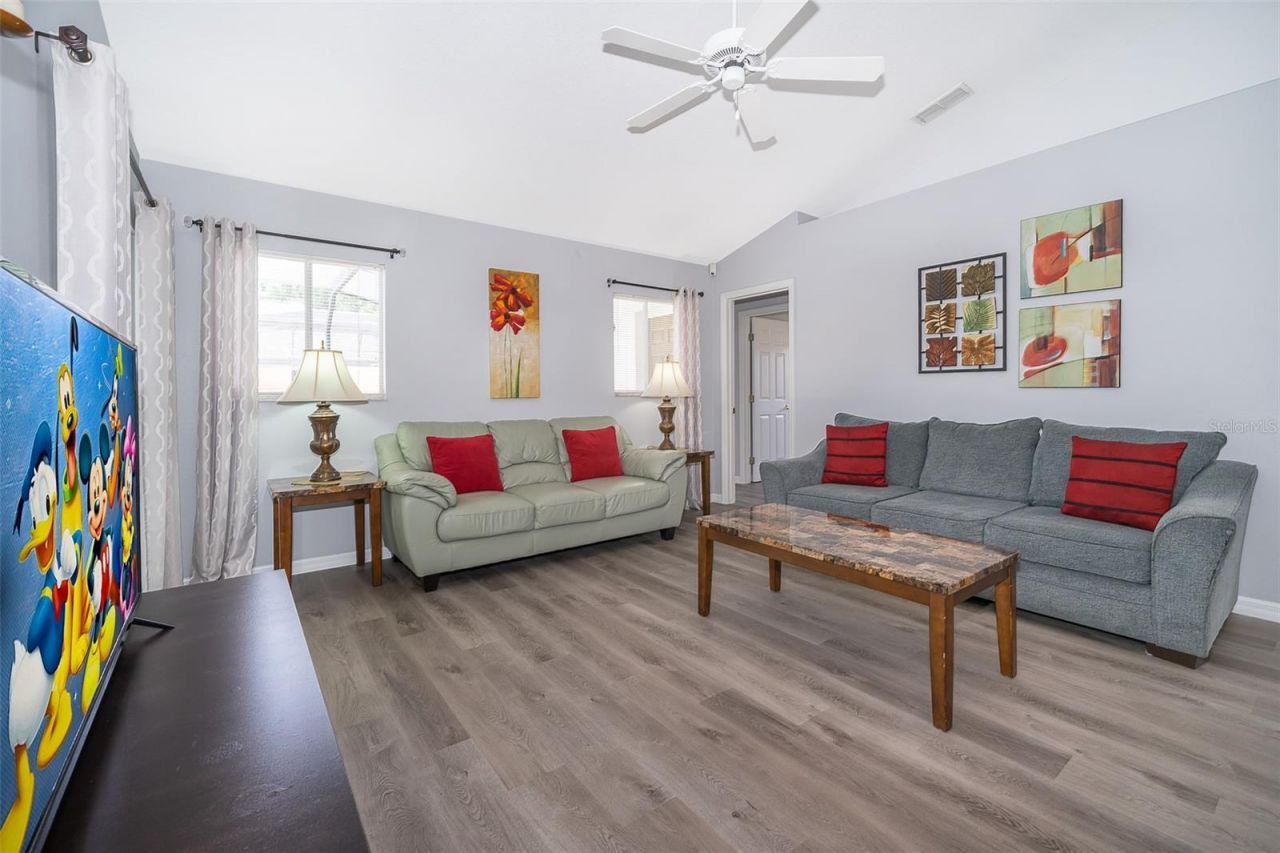 215 Paradise Woods Place , Davenport, FL 33896 Photo
