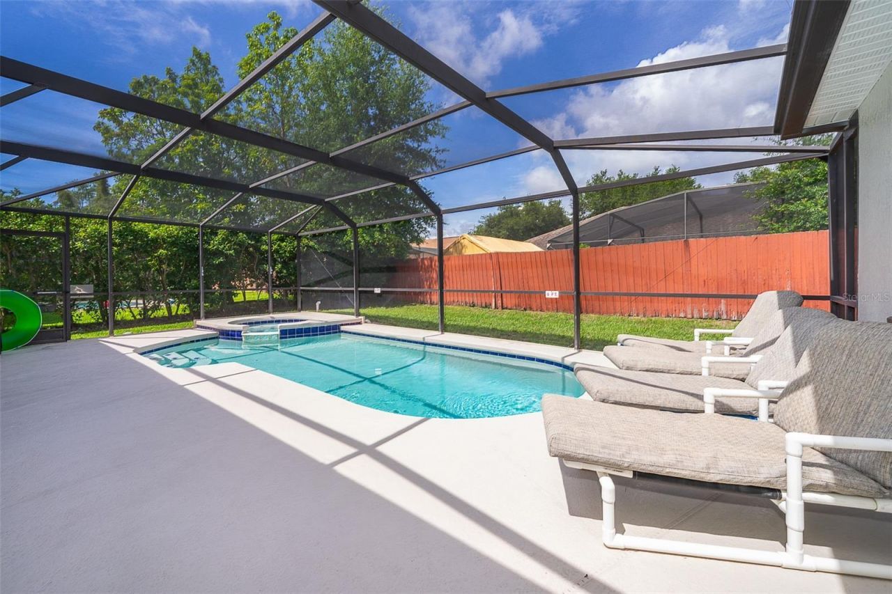 215 Paradise Woods Place , Davenport, FL 33896 Photo