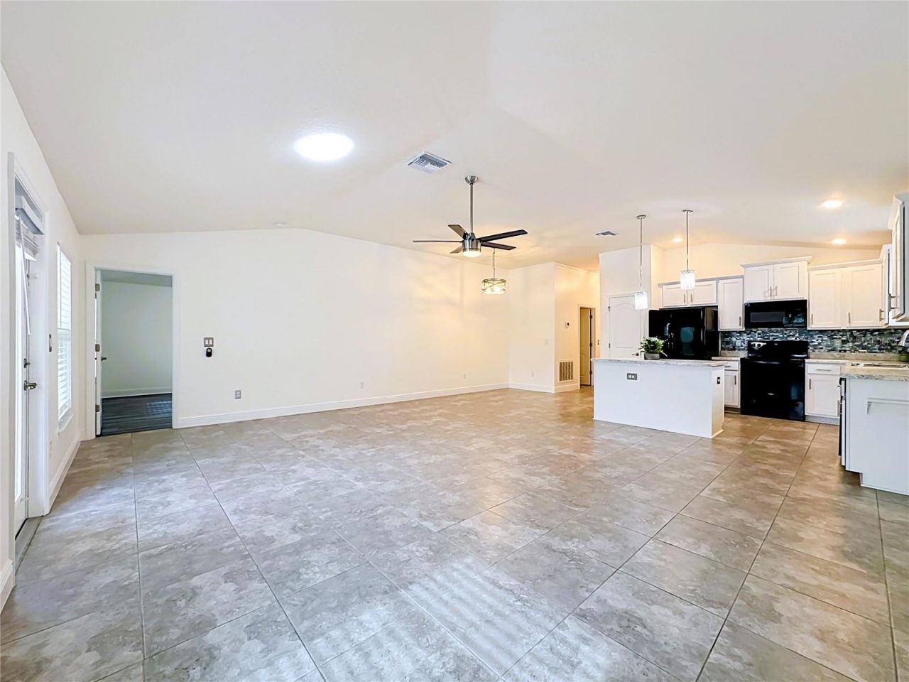 9210 52nd Avenue E, Palmetto, FL 34221 Photo