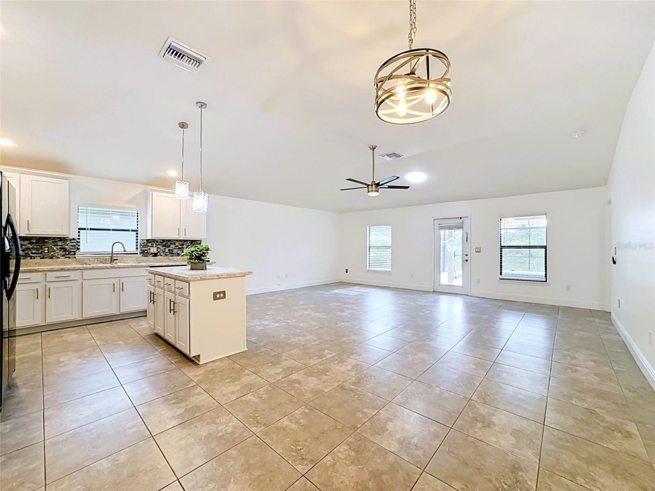 9210 52nd Avenue E, Palmetto, FL 34221 Photo