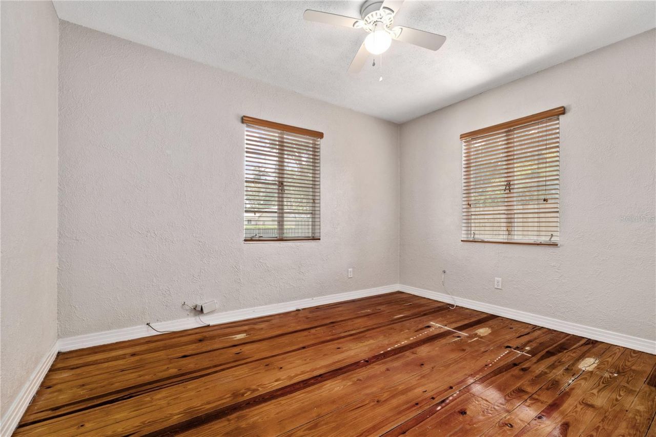 1418 E Powhatan Avenue , Tampa, FL 33604 Photo