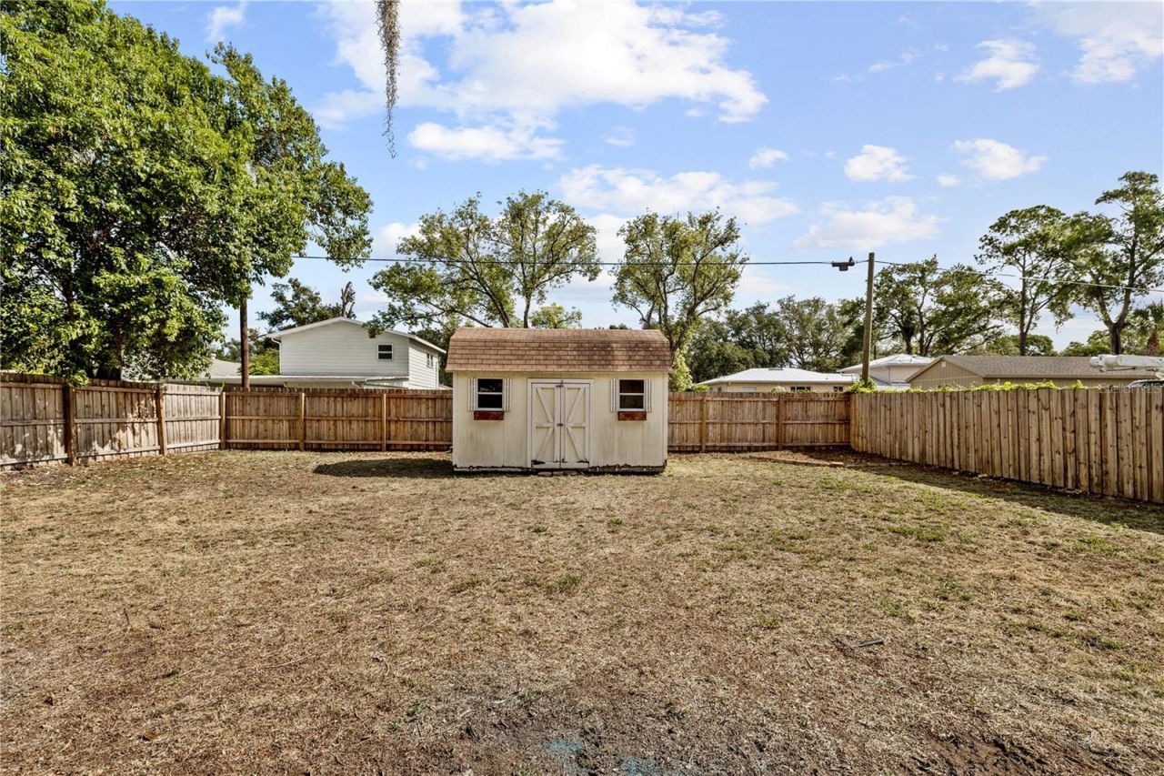 1418 E Powhatan Avenue , Tampa, FL 33604 Photo