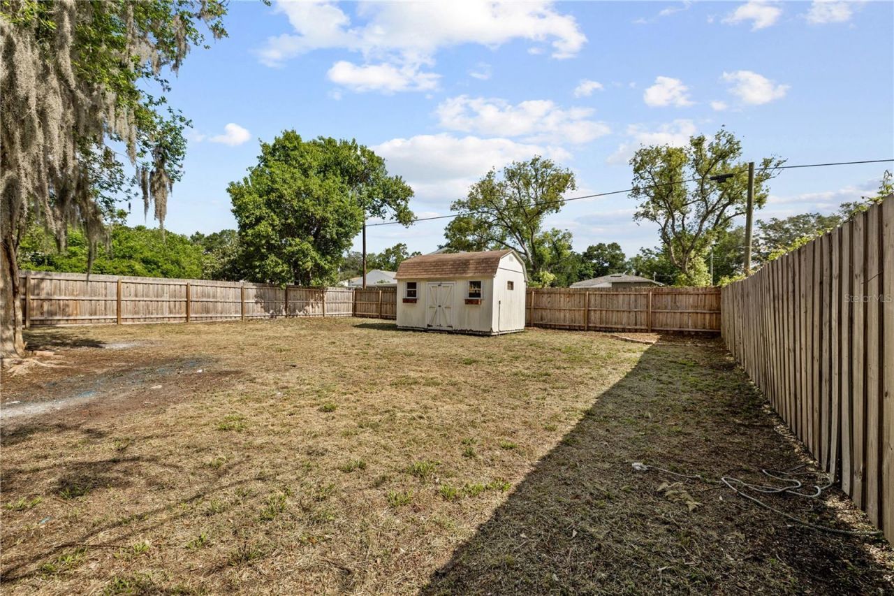 1418 E Powhatan Avenue , Tampa, FL 33604 Photo