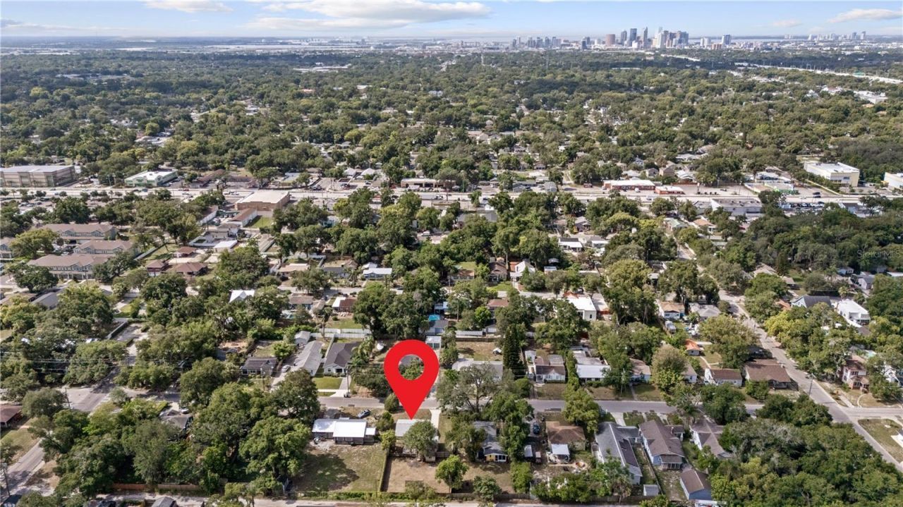 1418 E Powhatan Avenue , Tampa, FL 33604 Photo