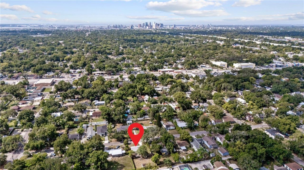 1418 E Powhatan Avenue , Tampa, FL 33604 Photo