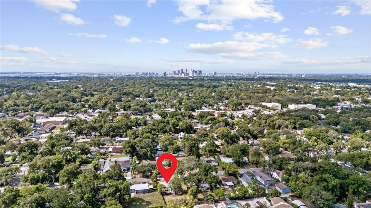 1418 E Powhatan Avenue , Tampa, FL 33604 Photo