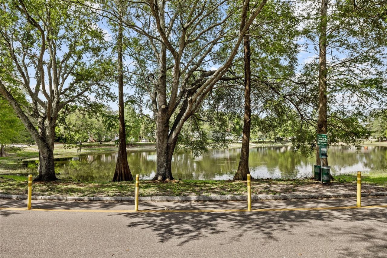 1418 E Powhatan Avenue , Tampa, FL 33604 Photo