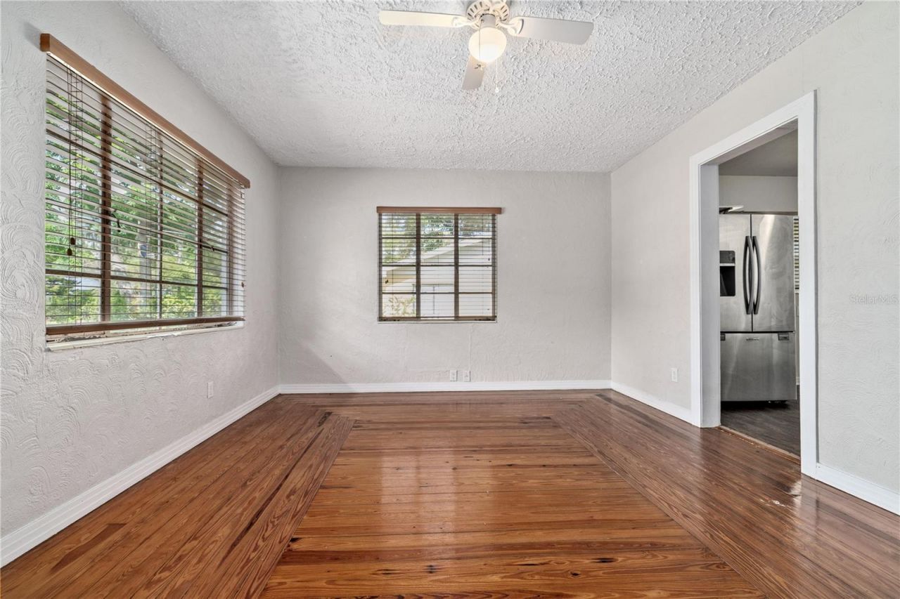 1418 E Powhatan Avenue , Tampa, FL 33604 Photo