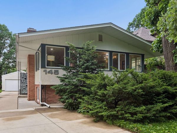 145 Rustic Lodge W, Minneapolis, MN 55419