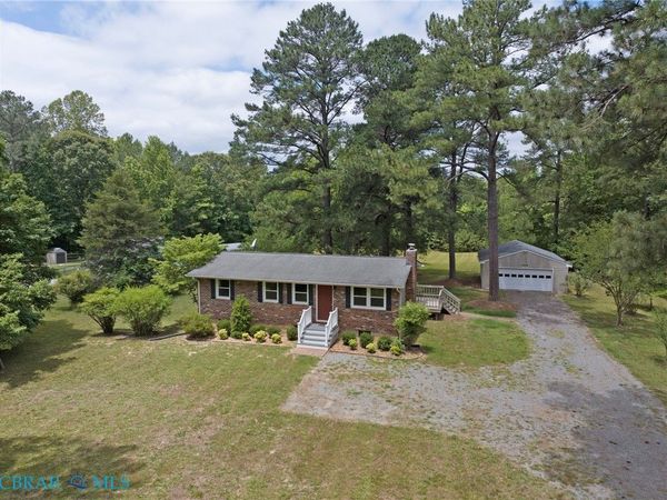 1218 Cheaneys Bridge Road, Dunnsville, VA 22454