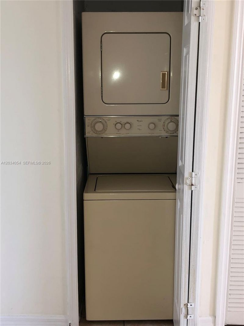 1690 SW 27th Ave , Unit 803, Miami, FL 33145 Photo