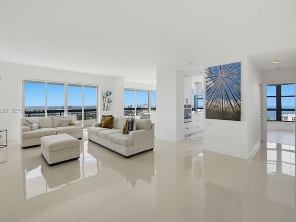 3500 Mystic Pointe Dr , Unit PH5, Aventura, FL 33180