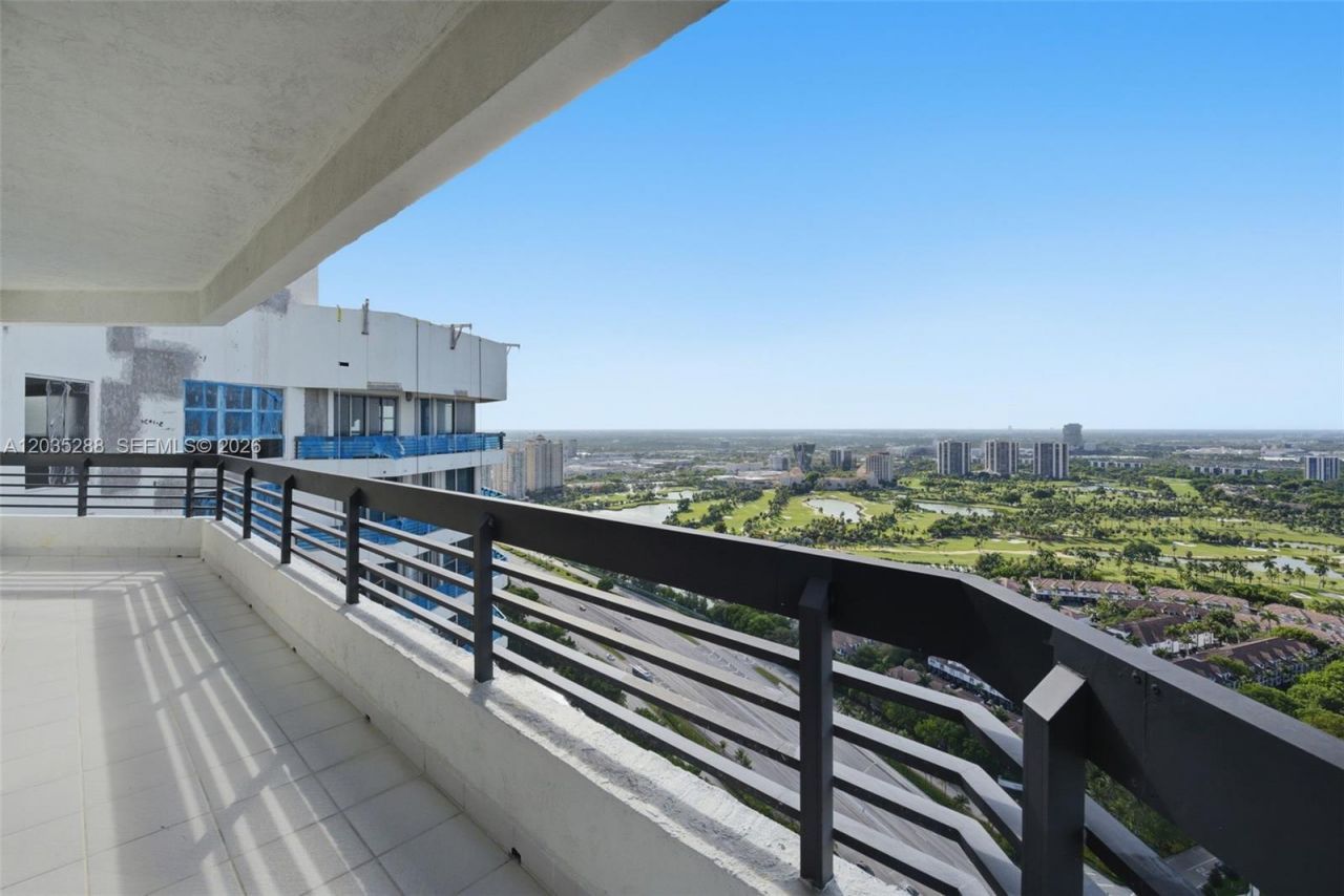 3500 Mystic Pointe Dr , Unit PH5, Aventura, FL 33180 Photo