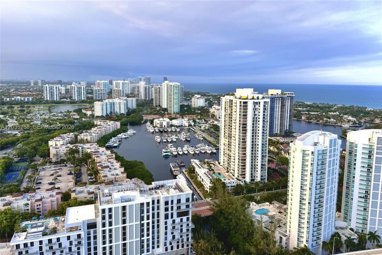 3500 Mystic Pointe Dr , Unit PH5, Aventura, FL 33180 Photo