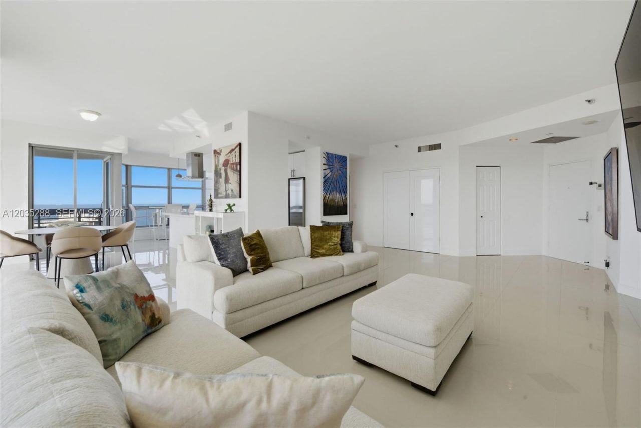 3500 Mystic Pointe Dr , Unit PH5, Aventura, FL 33180 Photo