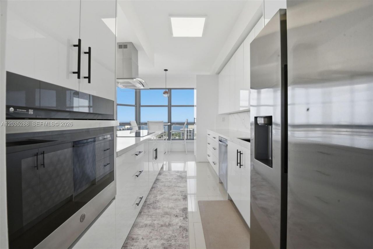 3500 Mystic Pointe Dr , Unit PH5, Aventura, FL 33180 Photo