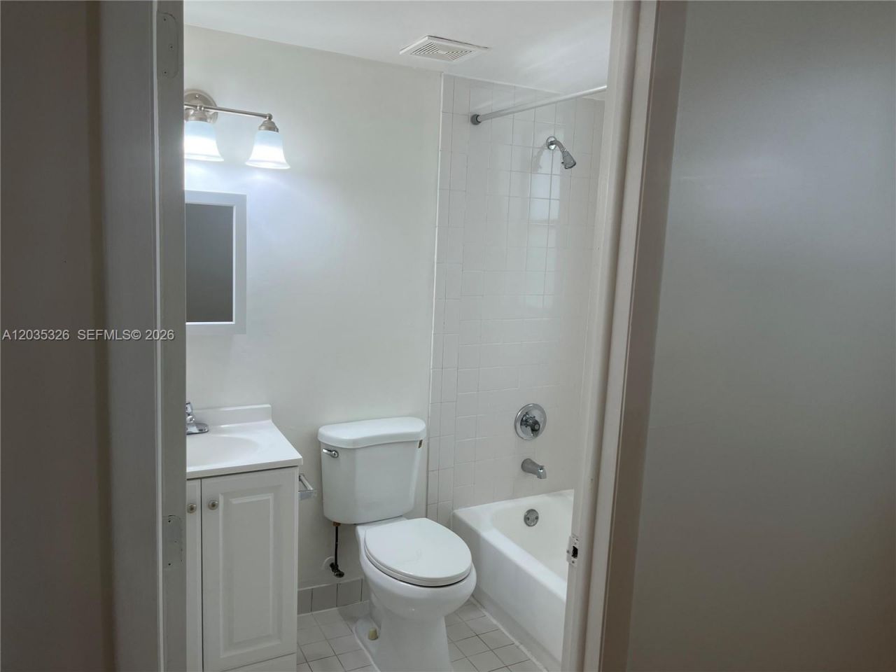 1550 Drexel Ave , Unit 203, Miami Beach, FL 33139 Photo
