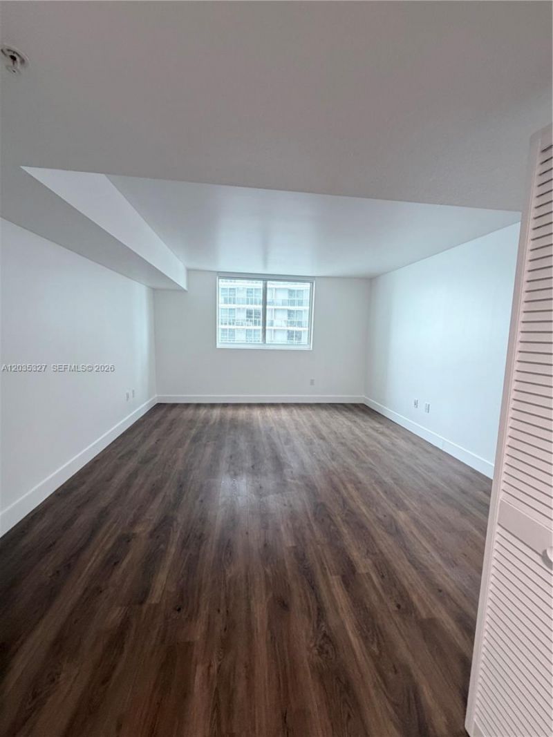 1800 N Bayshore Dr , Unit 3511, Miami, FL 33132 Photo