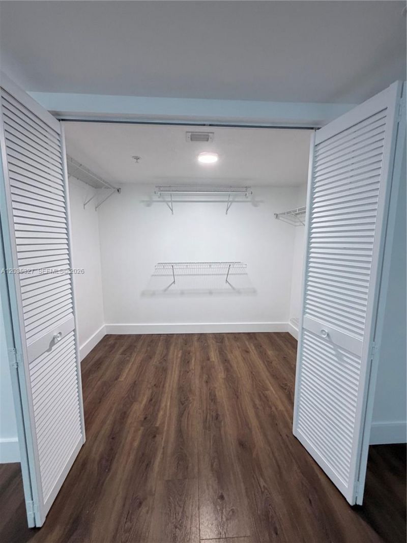 1800 N Bayshore Dr , Unit 3511, Miami, FL 33132 Photo