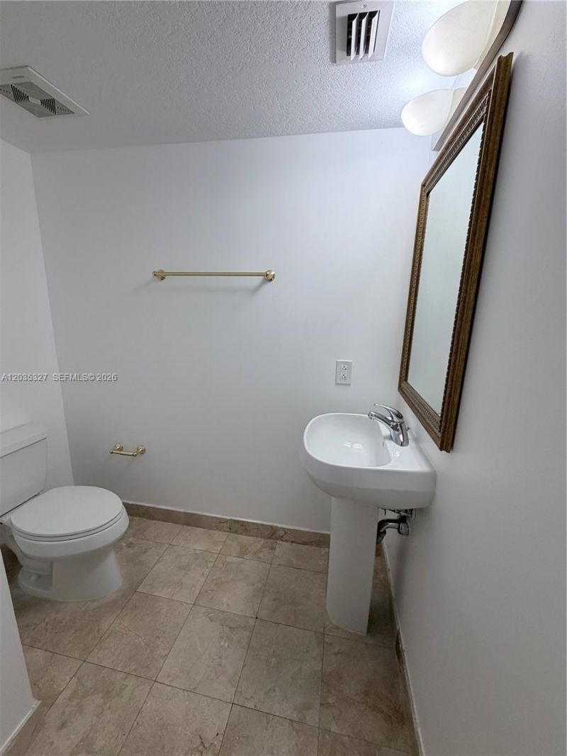 1800 N Bayshore Dr , Unit 3511, Miami, FL 33132 Photo