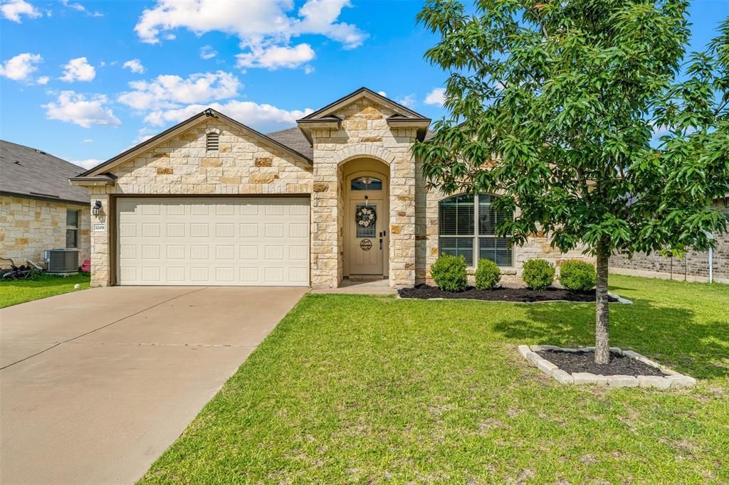 3208 Jackal Drive , Waco, TX 76655 Main Photo