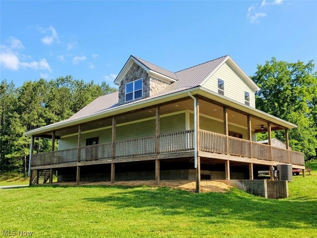 9076 Harris Highway, Belleville, WV 26133 Main Photo
