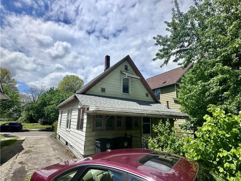 855 Beardsley Street, Akron, OH 44311 Photo 3