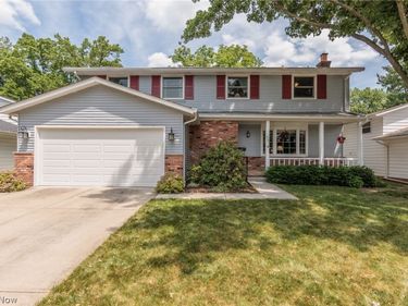 457 Edgewood Circle, Berea, OH 44017