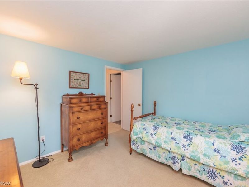 457 Edgewood Circle, Berea, OH 44017 Photo 35
