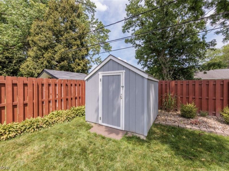 457 Edgewood Circle, Berea, OH 44017 Photo 45