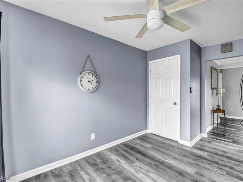 14291 Gallatin Boulevard, Brook Park, OH 44142 Photo 10
