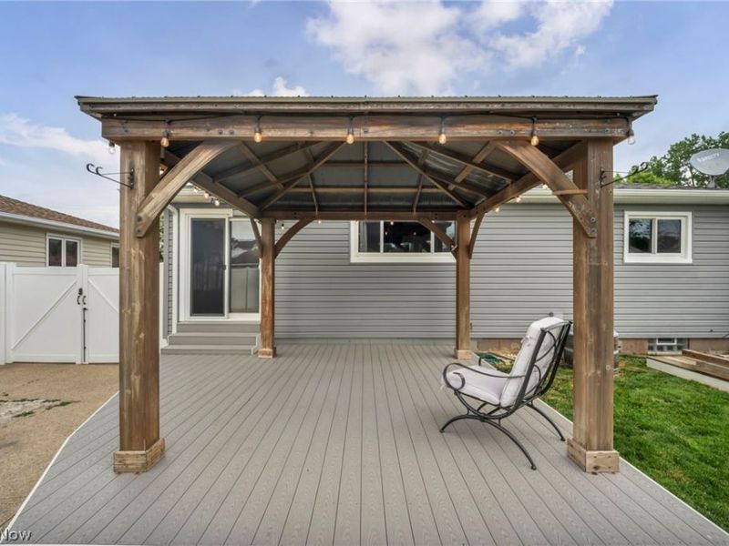 14291 Gallatin Boulevard, Brook Park, OH 44142 Photo 38