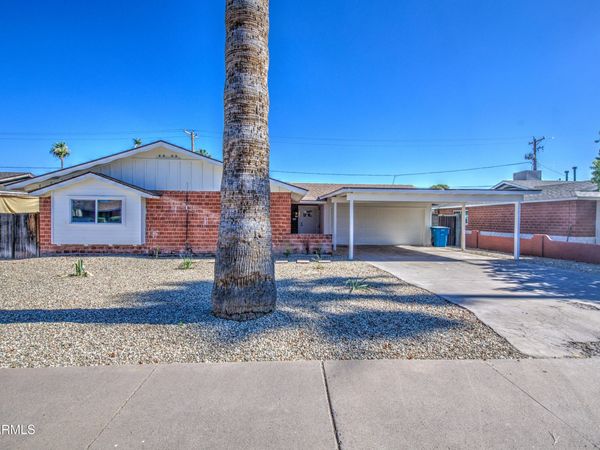 3823 W ROSE Lane, Phoenix, AZ 85019