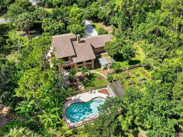 11145 SW Meadowlark Circle, Stuart, FL 34997