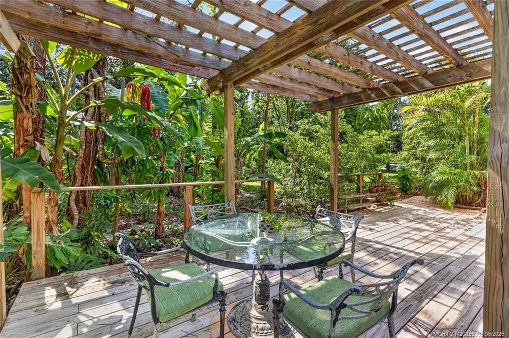 11145 SW Meadowlark Circle, Stuart, FL 34997 Photo